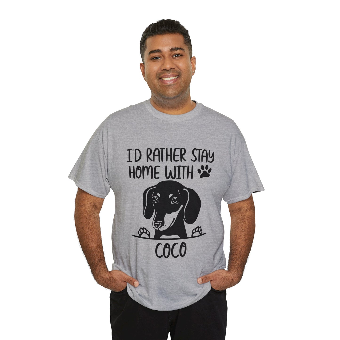 Quédate en casa con mi doxie - Camiseta personalizada con nombre de perro salchicha