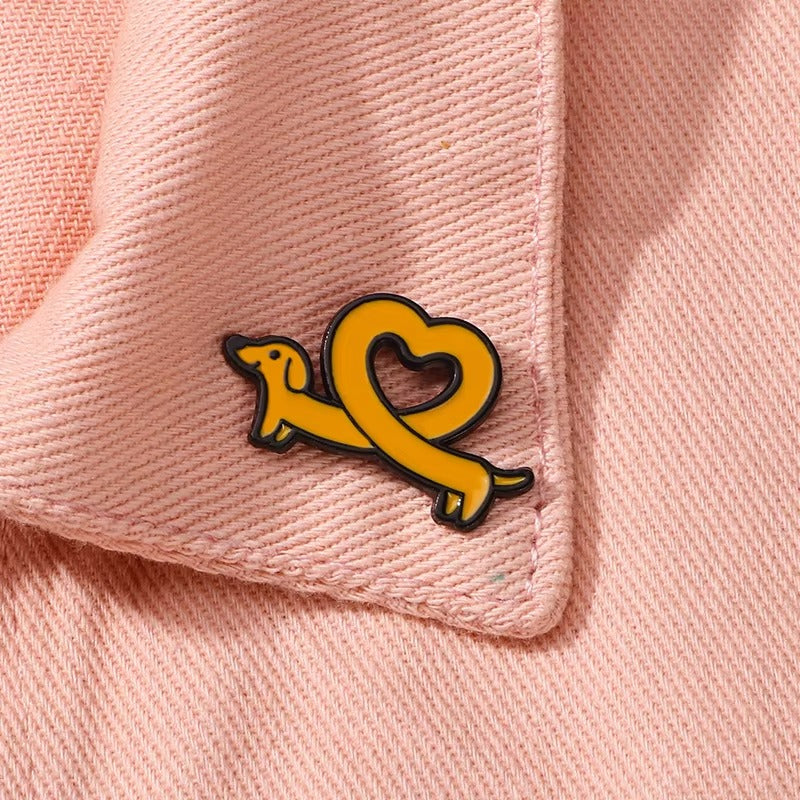 Cartoon-Dachshund-Love-Brooch