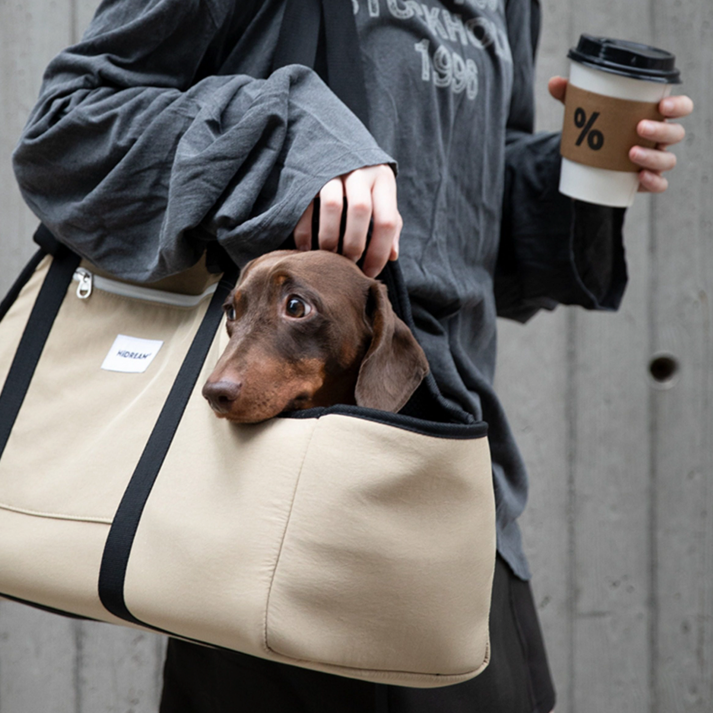 DoxiCarry Dachshund Shoulder Bag – Lightweight Portable Dog Bag