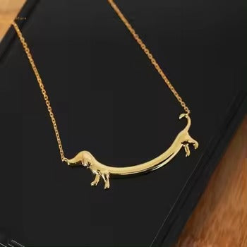 Elegant Alloy Dachshund Dog Necklace – Stylish Jewelry for Dachshund Lovers