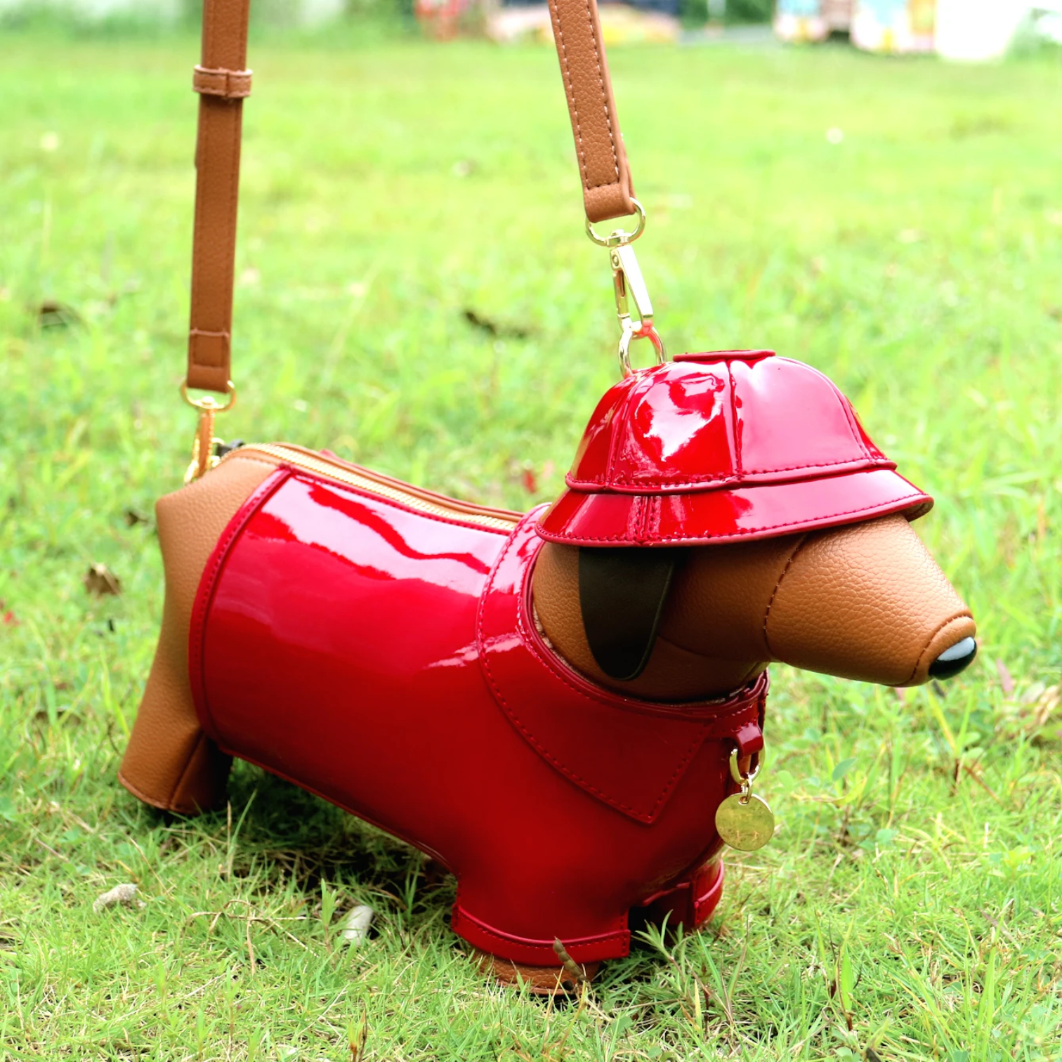 Dachique-Dachshund-Shoulder-Bag-for-Women.jpg