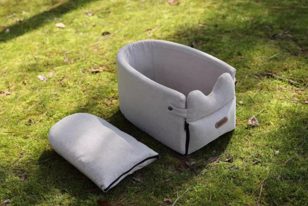 Dachshund-Car-Safety-Bed-Ultimate-Travel-Comfort-Seat-for-Small-Dogs.jpg