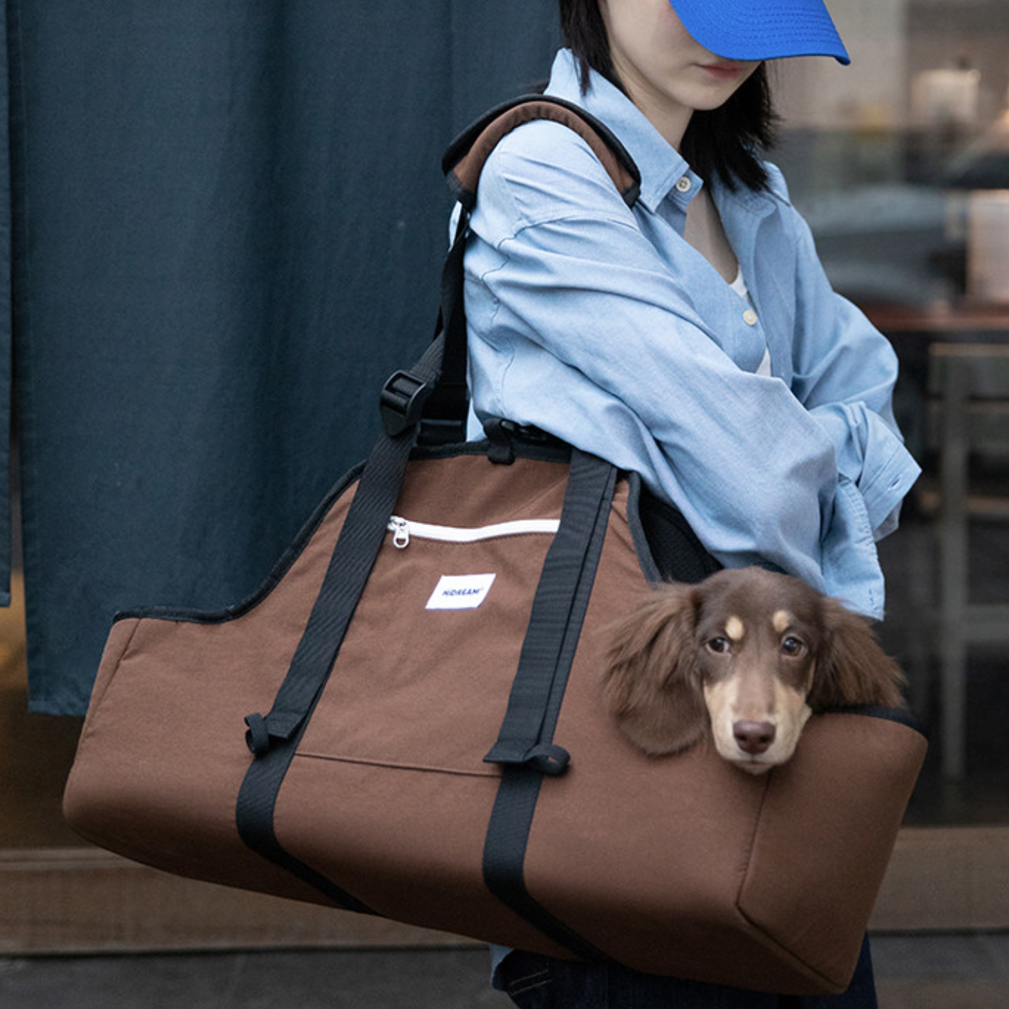 DoxiCarry Dachshund Shoulder Bag – Lightweight Portable Dog Bag