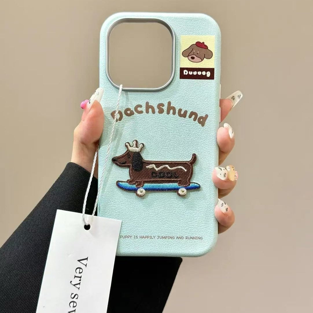 www.doxie.us-3D-Dachshund-Design-iPhone-Cover-Cute-and-Durable-Phone-Accessory