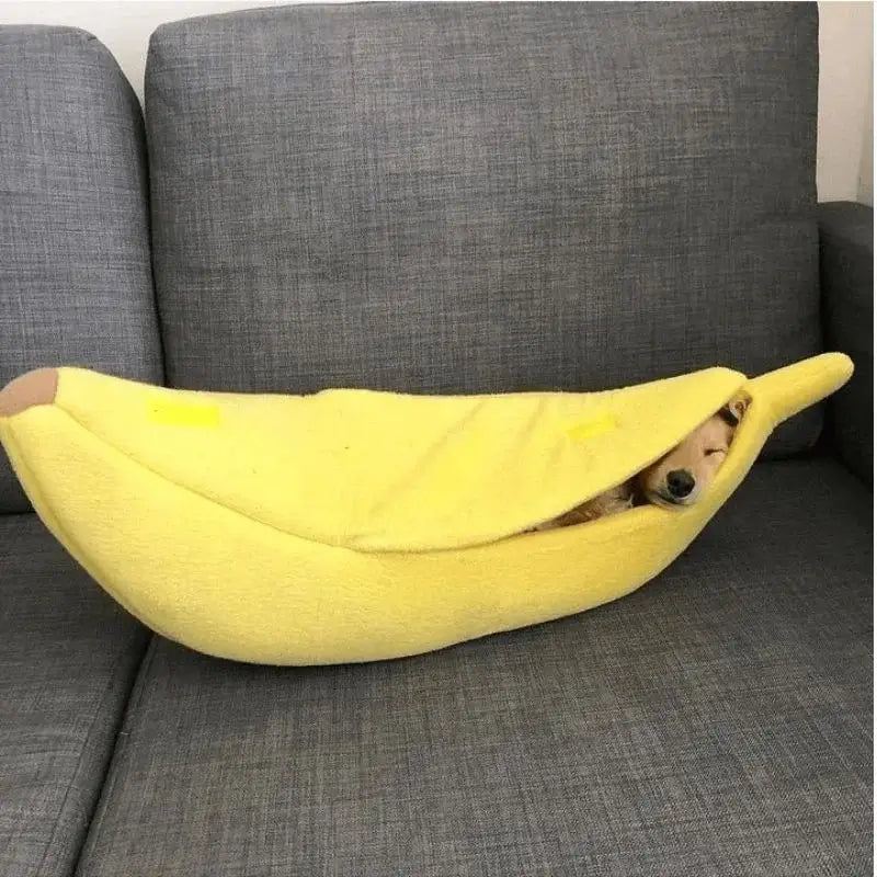 www.doxie.us-DoxieNest-Dachshund-Banana-Bed